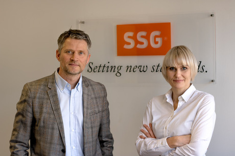 Eyþór Sigfússon(vänster) och J. Snæfríður Einarsdóttir(höger) från HSE Consulting.
